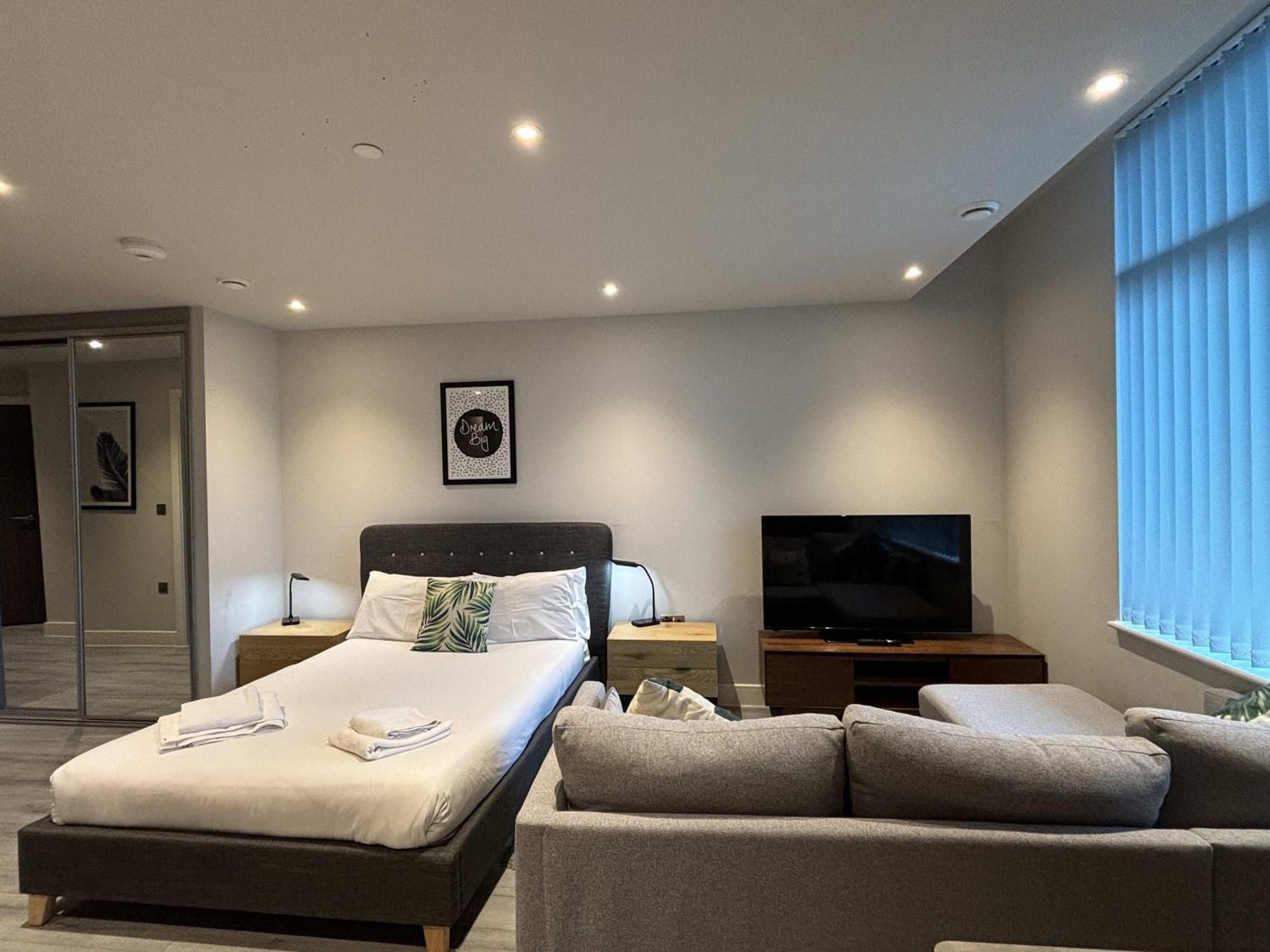 Modern Studio In Bracknell With Free Parking المظهر الخارجي الصورة